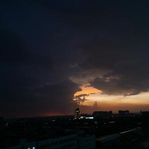 别c我⋯啊⋯嗯上课呢高H酒店
